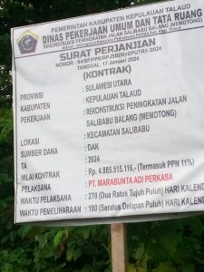 Papan Proyek Rekonstruksi Peningkatan Jalan Salibabu Balang